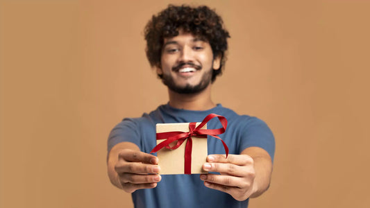 Banner showcasing personalised stainless steel keychains as the perfect men’s gift