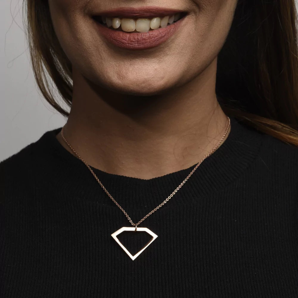 Classic Diamond Pendant Necklace – Elegant Timeless Jewelry Featuring Brilliant Diamond
 diamond pendant necklace, classic diamond pendant, elegant diamond jewelry, timeless diamond pendant, luxury diamond necklace, stunning diamond pendant