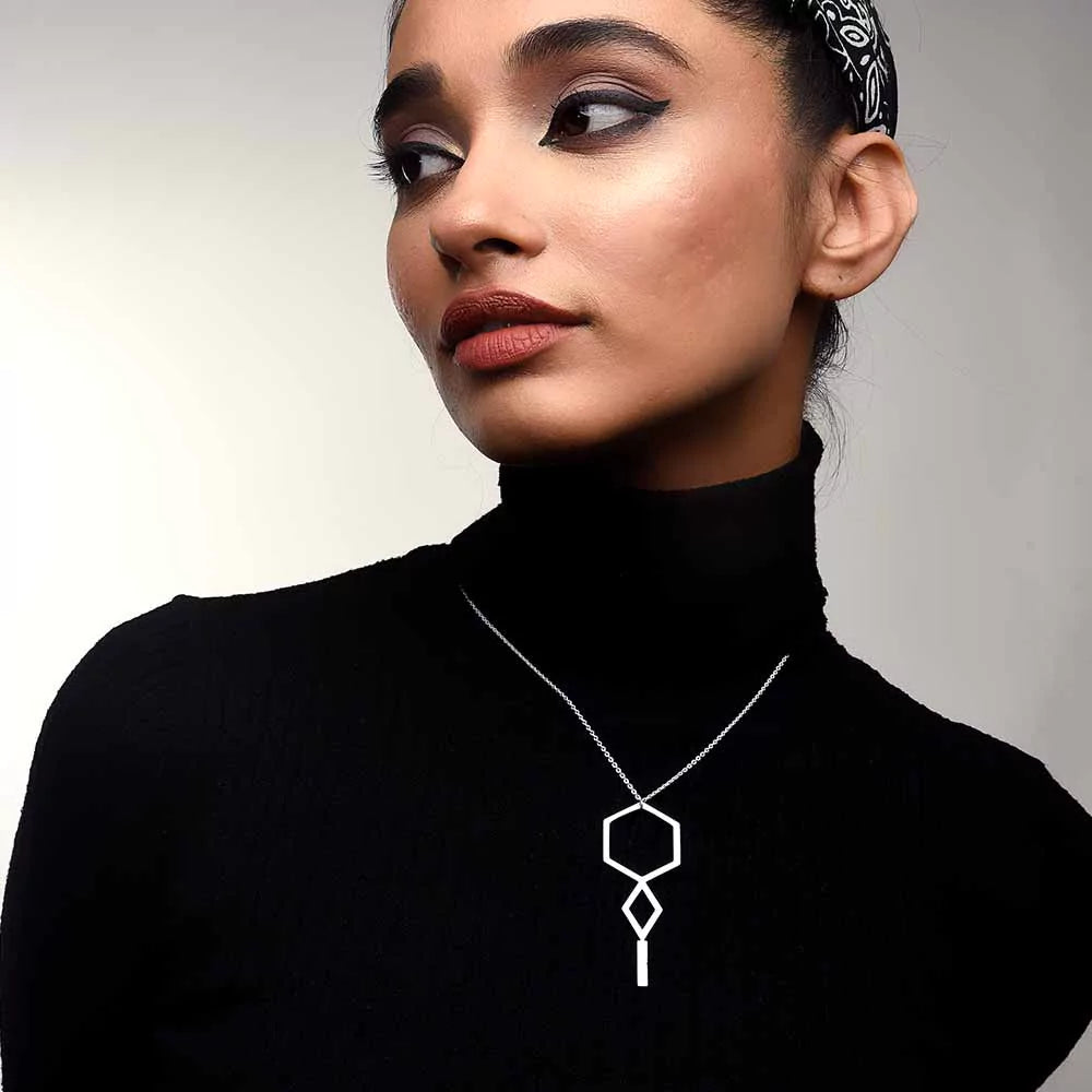 Regal Sceptre Pendant Necklace – Elegant Timeless Jewelry Design
sceptre pendant necklace, regal pendant jewelry, elegant sceptre pendant, timeless necklace design, high-quality sceptre jewelry, sophisticated pendant necklace