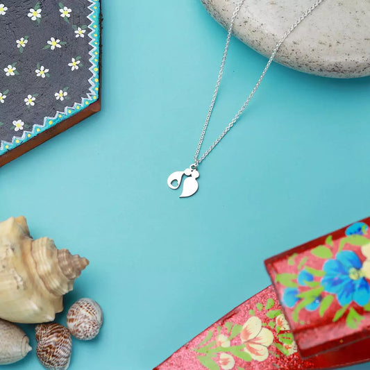 Heartily Pendant Necklace – Elegant Love-Inspired Jewelry