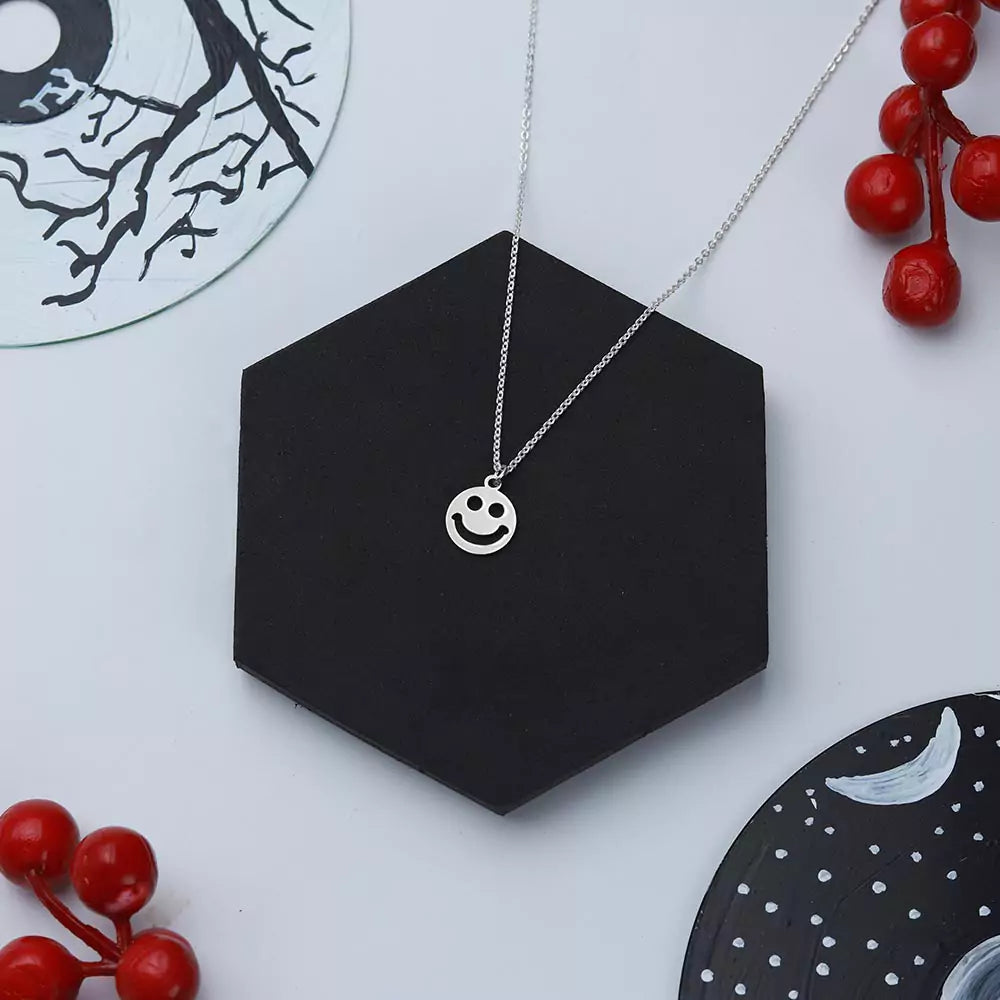 Smiley Face Pendant Necklace – Cheerful Jewelry in Gold Finish