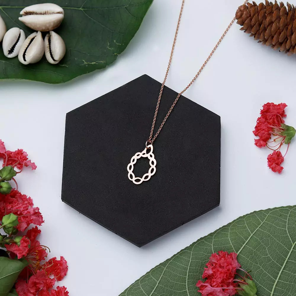 Oval Knot Pendant Necklace – Elegant Jewelry in Silver Finish