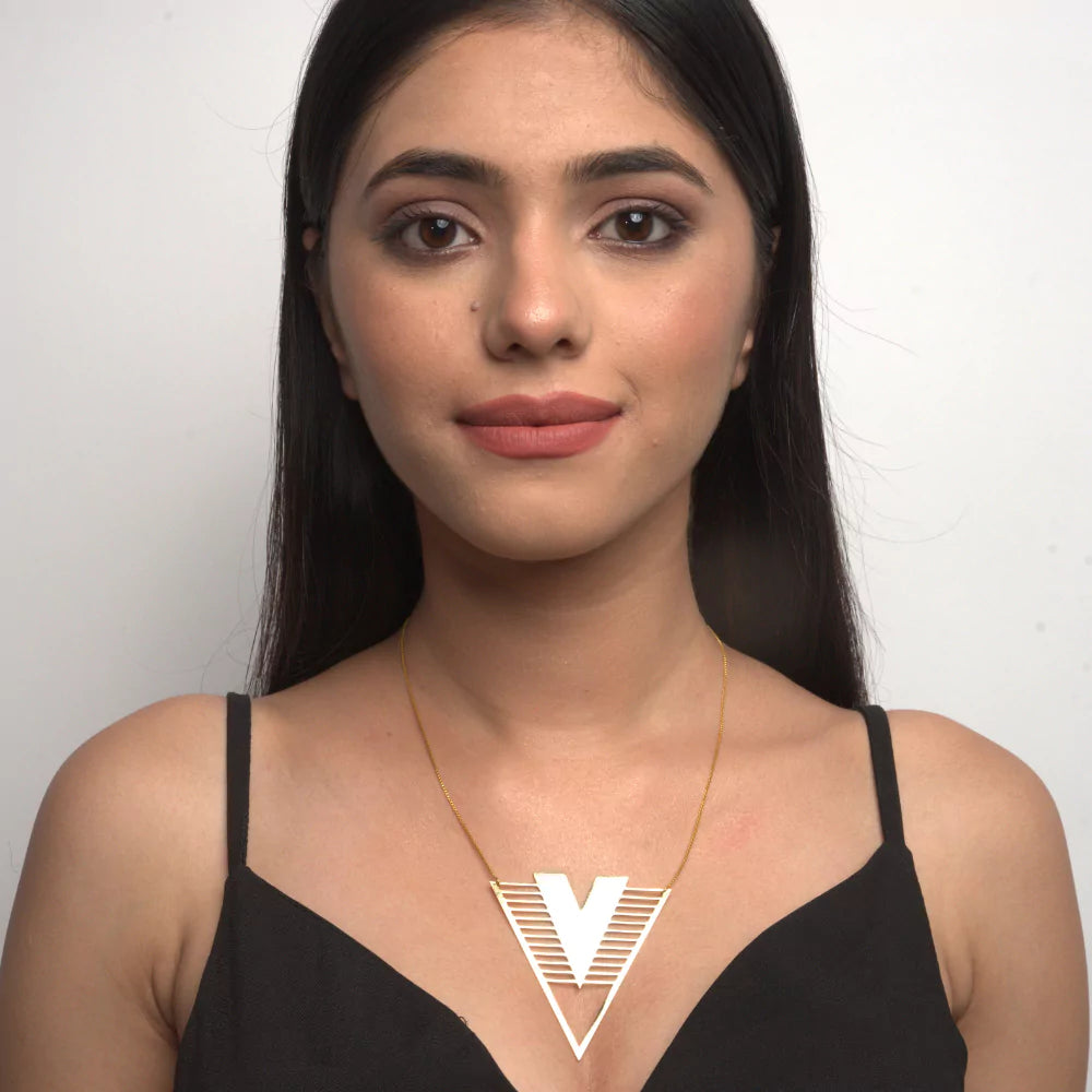 Flowstone Pendant Necklace - Natural Stone Jewelry for Modern Elegance