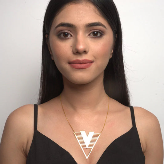 Flowstone Pendant Necklace - Natural Stone Jewelry for Modern Elegance