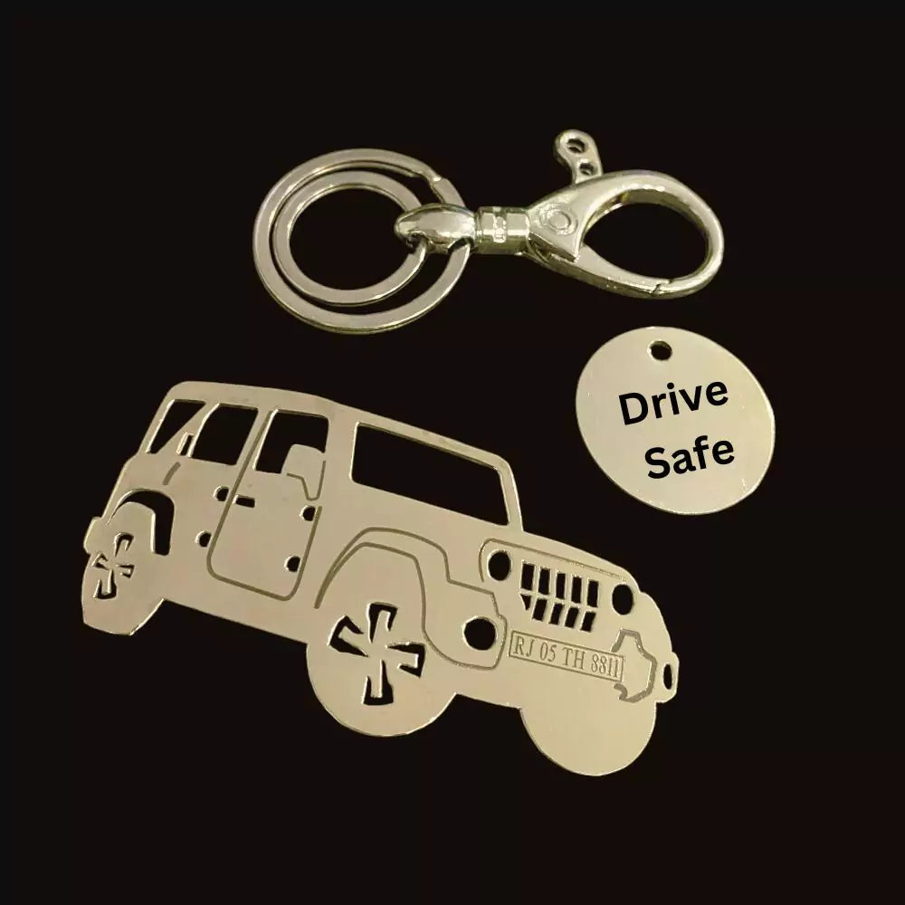 Engraved Mahindra Thar Roxx 2025 keychain, durable stainless steel, stylish accessory for SUV enthusiasts