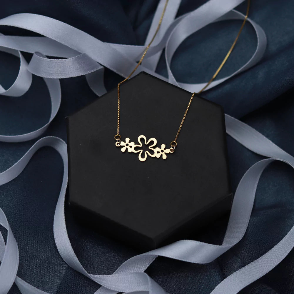 Blossom Pendant Necklace – Floral-Inspired Jewelry in Gold Finish