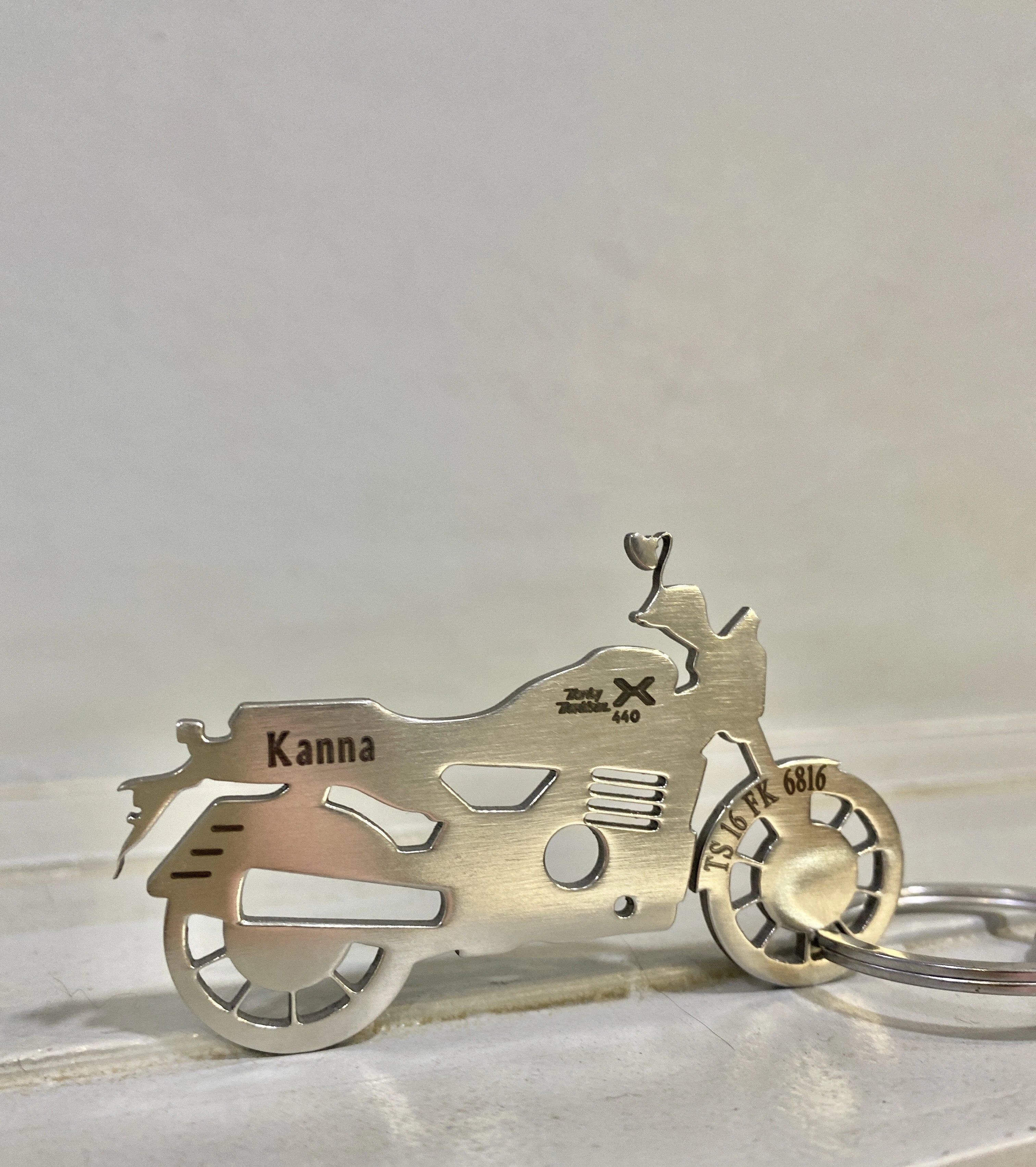 Check out this fantastic personalised bike keychain that's ideal gift for owners of Harley X440s. We have something that would make a fantastic gift for someone who loves his Harley X440