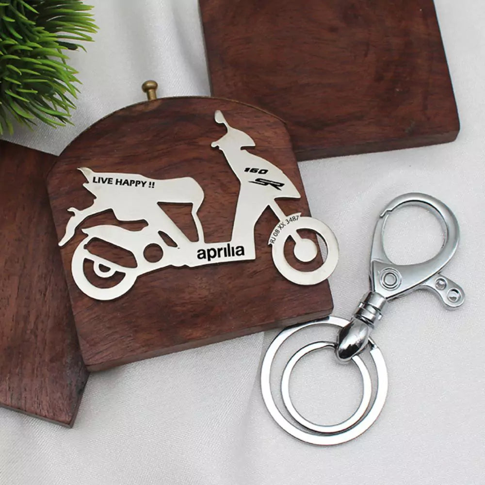 Aprilia SR 160 bike keychain – high-quality accessory for riders