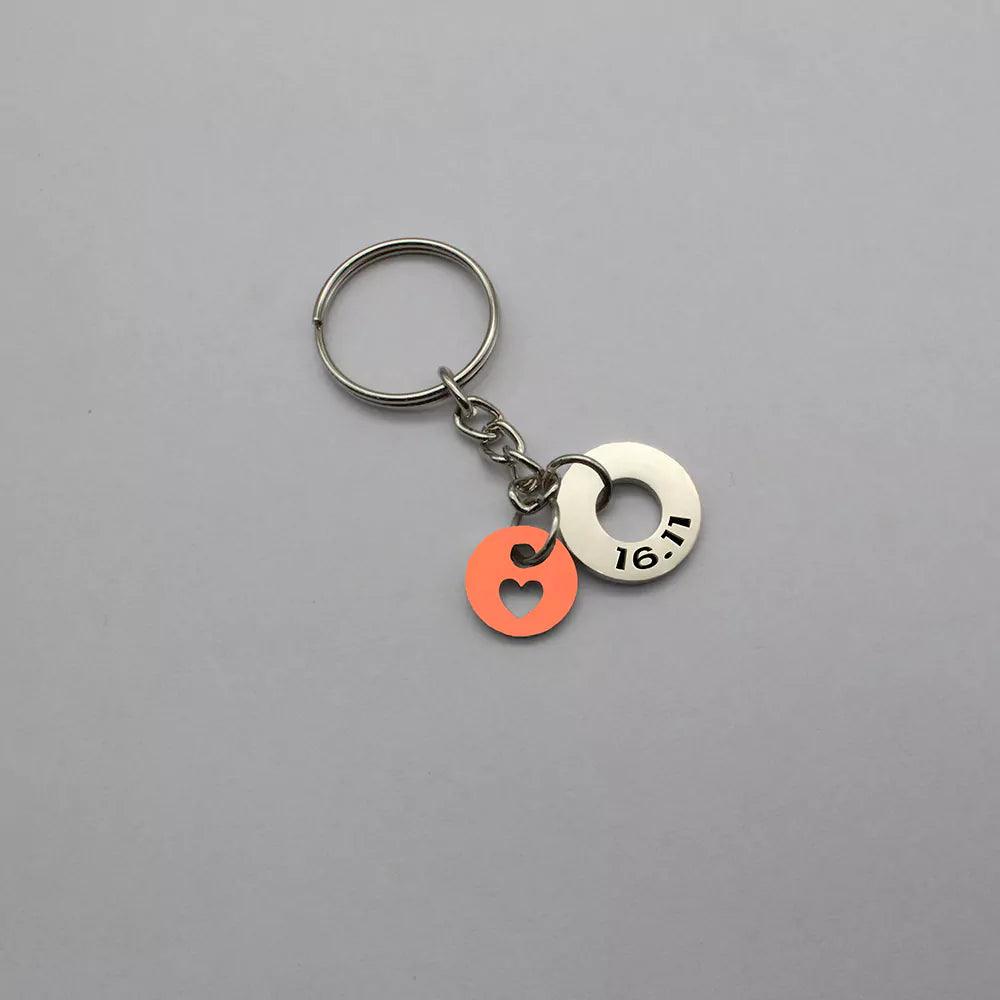 Customizable heart-shaped keychain