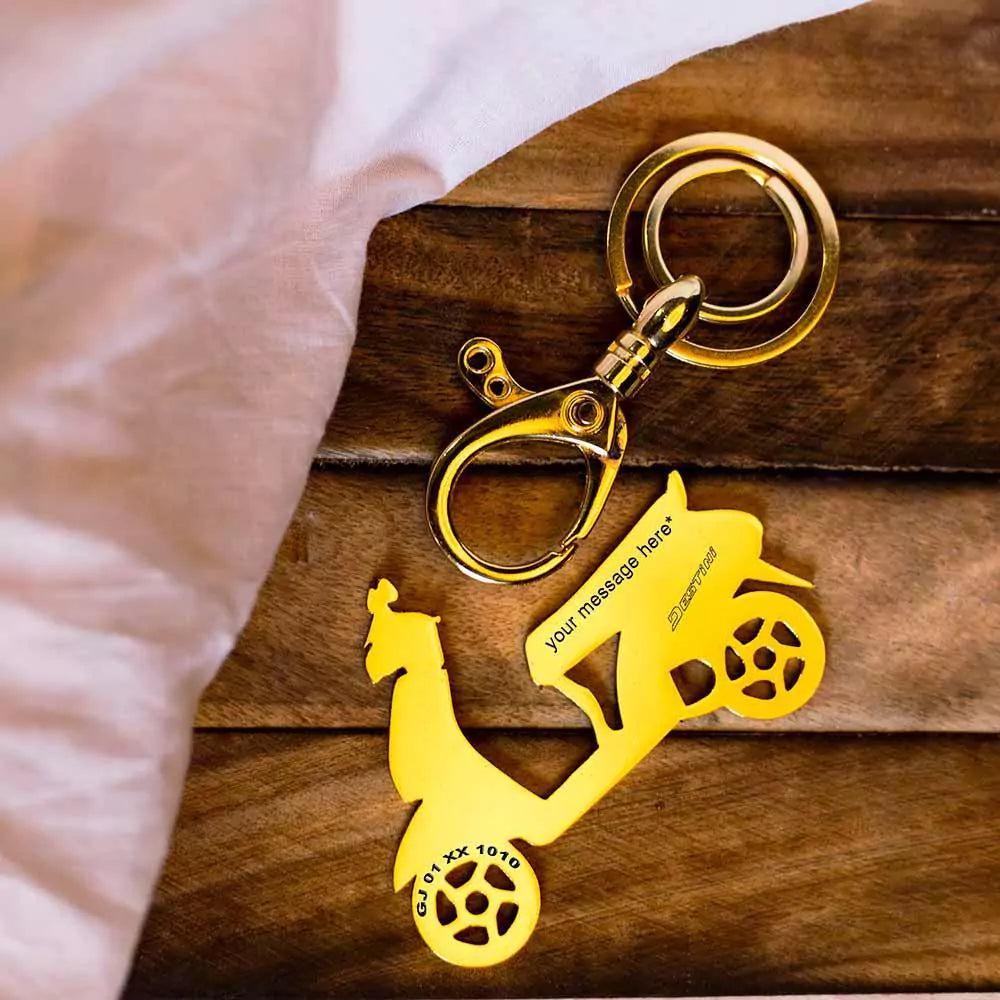 Hero Destini 125 scooter keychain – thoughtful gift for daily riders