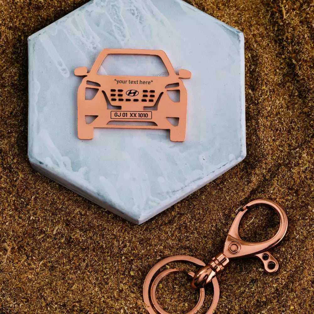 Anniversary gift for couples, Hyundai Alcazar personalized car keychain