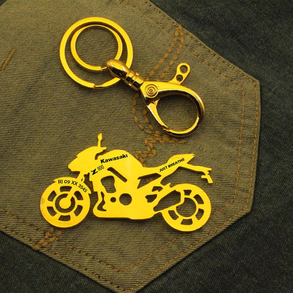 Kawasaki Z900 keychain for naked sport motorcycle lovers