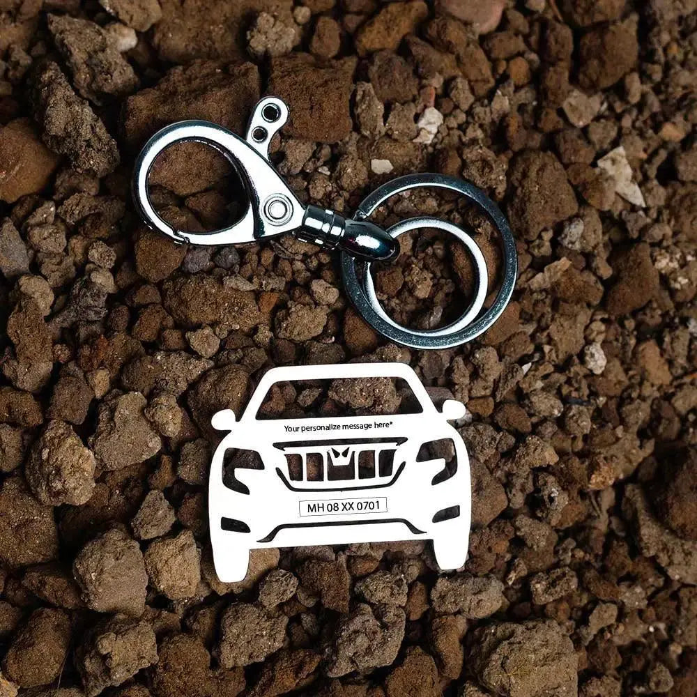 Mahindra XUV 700 Keychain