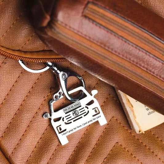 MG Gloster personalized keychain, durable accessory for everyday driving