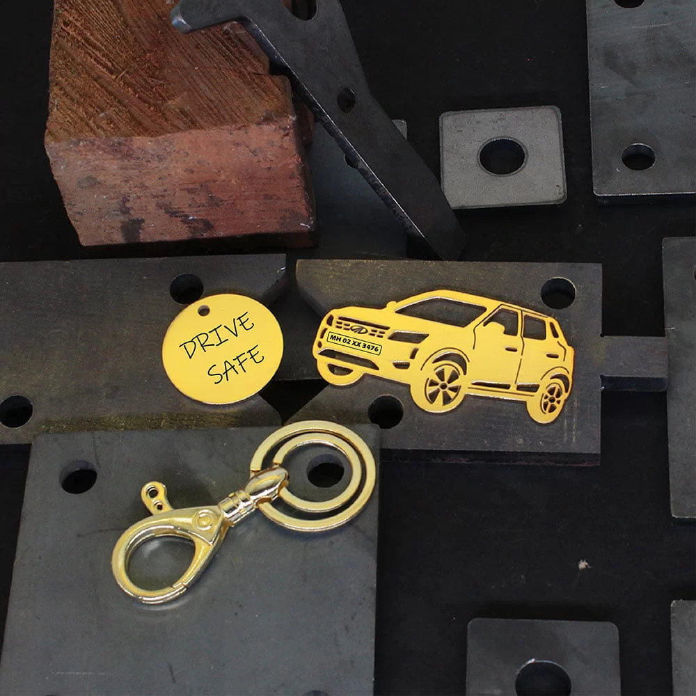 Mahindra | Personalized Car Keychain
