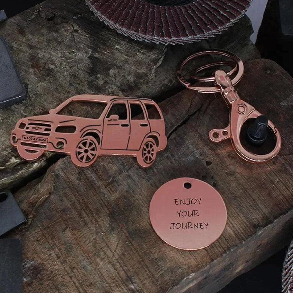 Custom name metal keychain for Chevrolet Forester vehicle