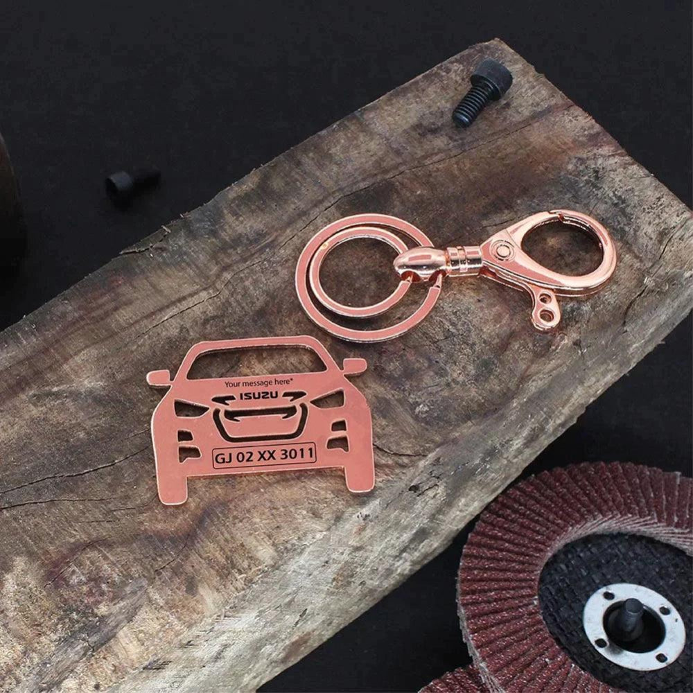 Personalized Isuzu D-Max keychain with custom name engraving